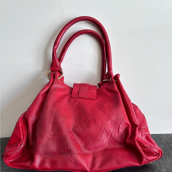 Aldo tote bag in cherry red. Great condition. Gently used. No scratches. - Picture 6 of 12